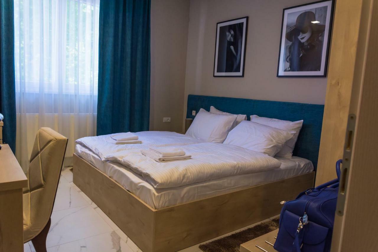 Gradac  Hotel & Distillery Monogram מראה חיצוני תמונה