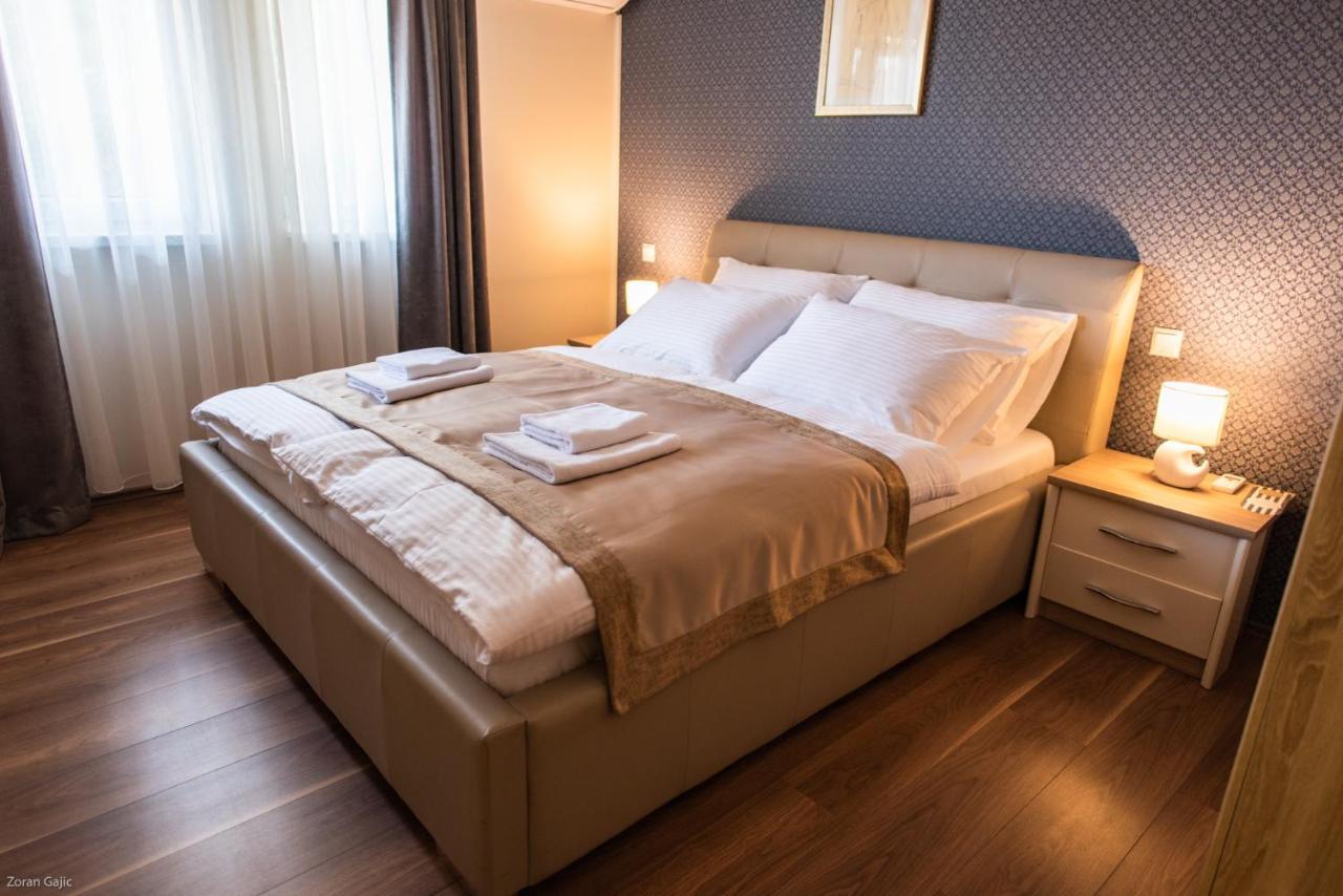 Gradac  Hotel & Distillery Monogram מראה חיצוני תמונה