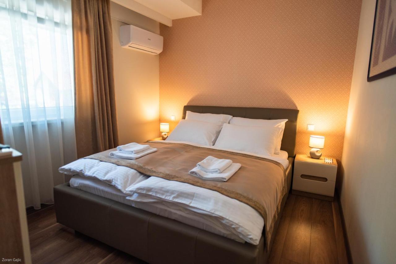 Gradac  Hotel & Distillery Monogram מראה חיצוני תמונה