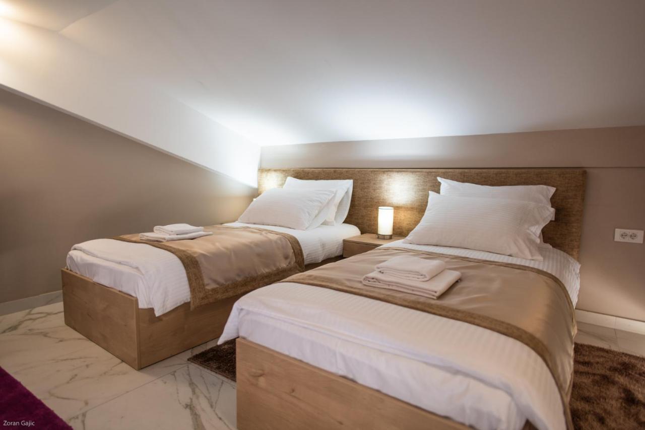 Gradac  Hotel & Distillery Monogram מראה חיצוני תמונה