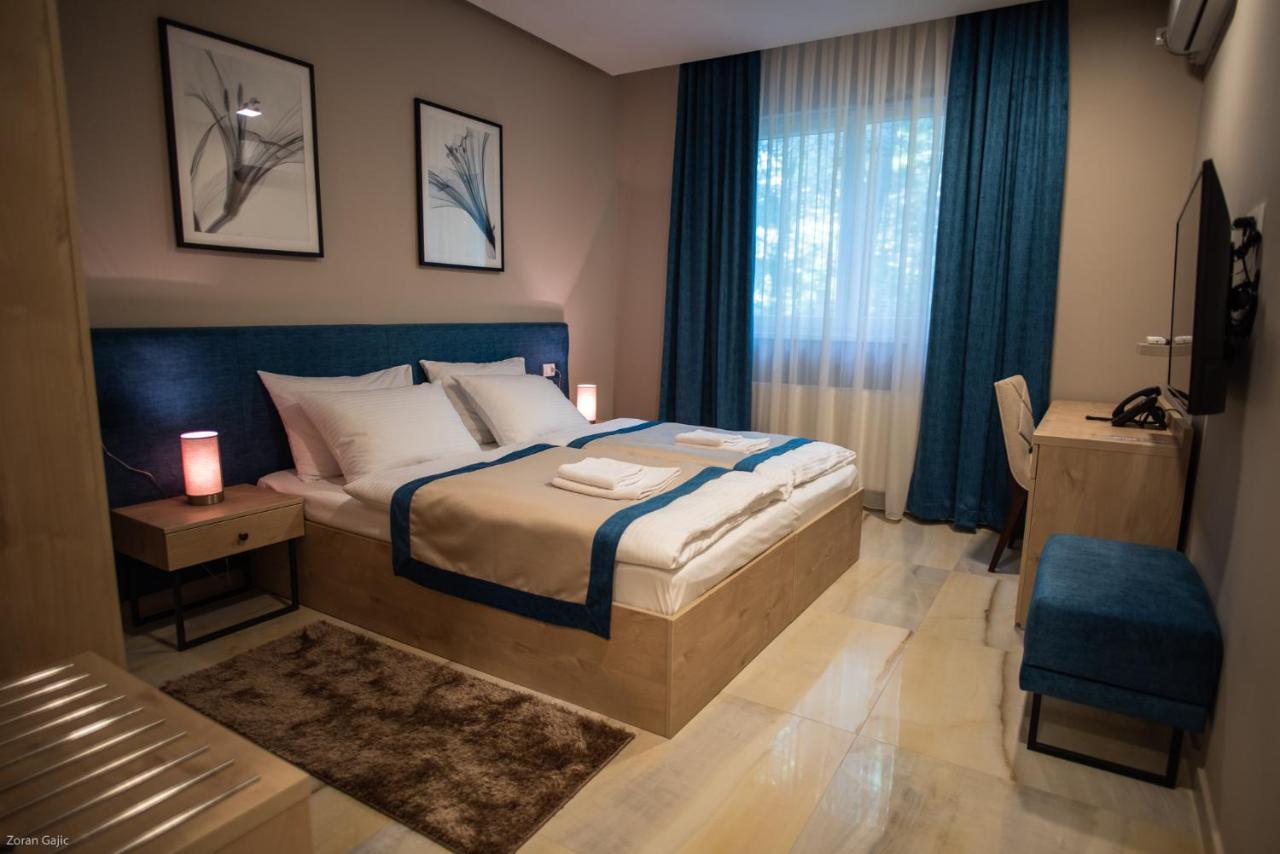 Gradac  Hotel & Distillery Monogram מראה חיצוני תמונה