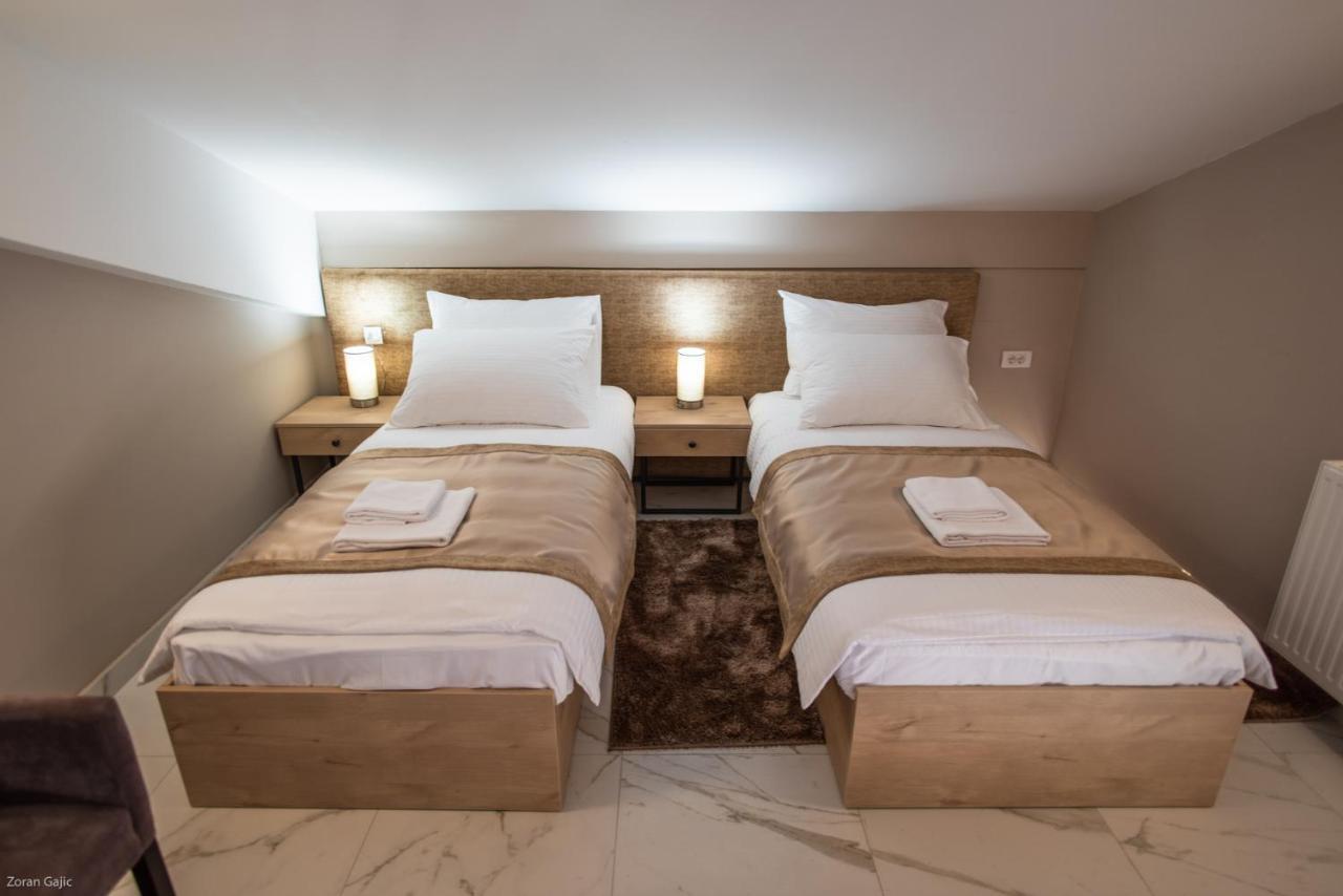 Gradac  Hotel & Distillery Monogram מראה חיצוני תמונה